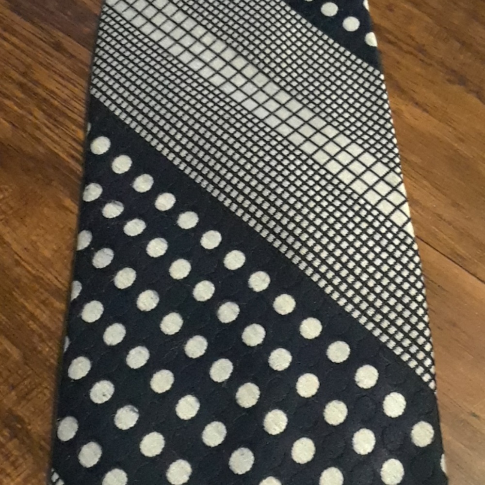๐๐ฅ 4 TIES ๐๐ฅ - Picture 5 of 6